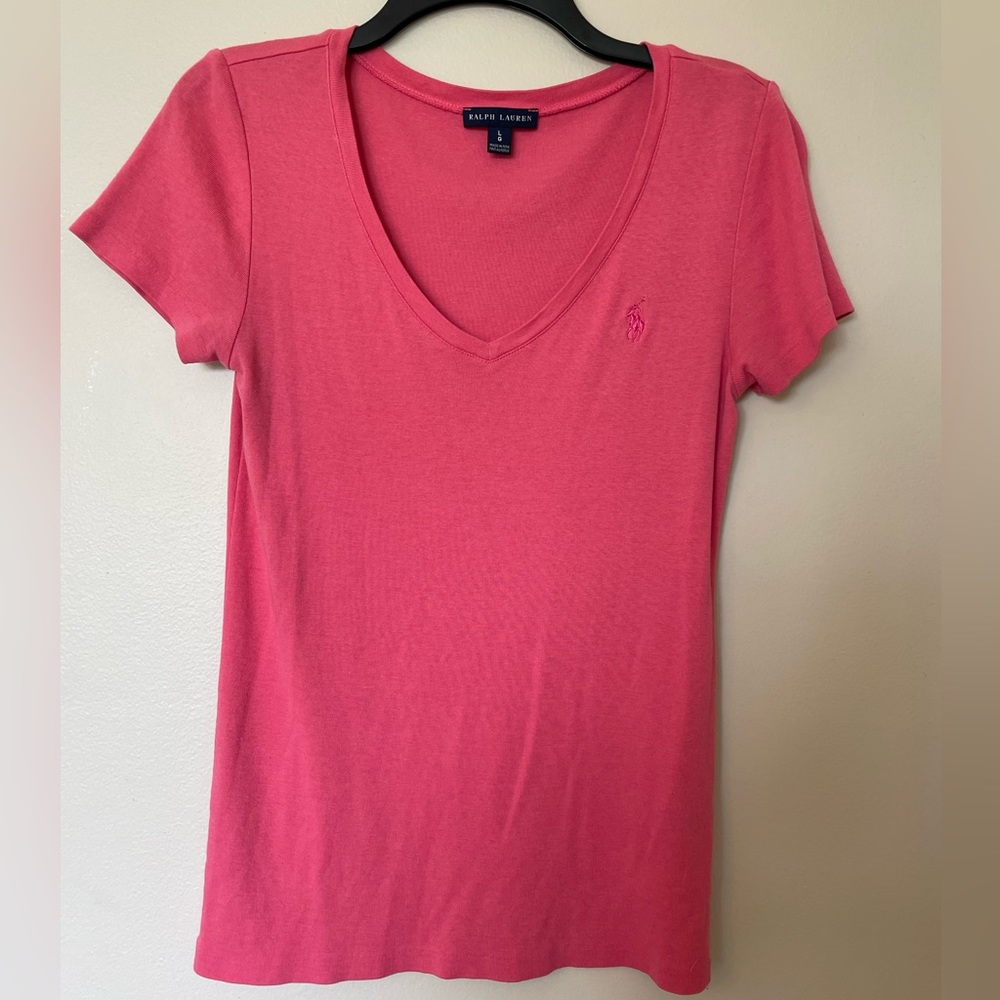 Ralph Lauren V-neck Pink T-shirt Size Large EUC